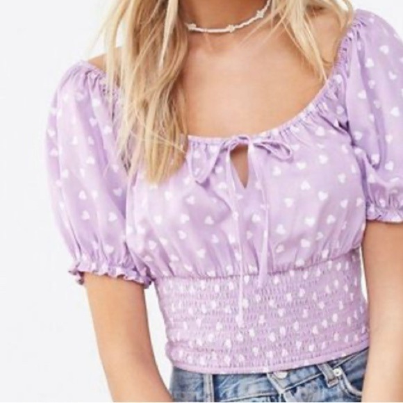 Forever 21 Women's Smocked Heart Print Top Size Small - Picture 2 of 5